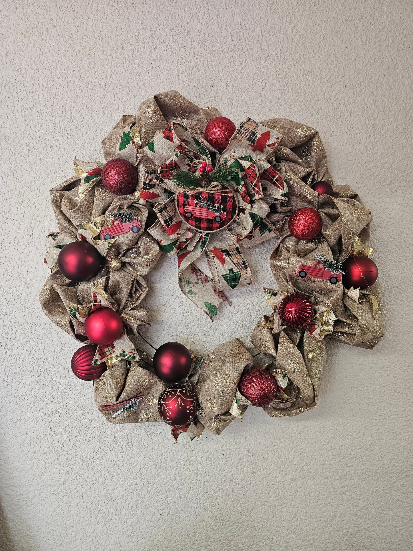 Red & Khaki Wreath