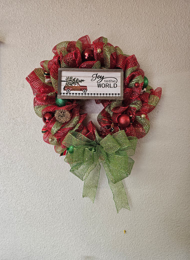 Red & Green Vintage Car Wreath